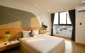 First Studio Hotel Da Nang